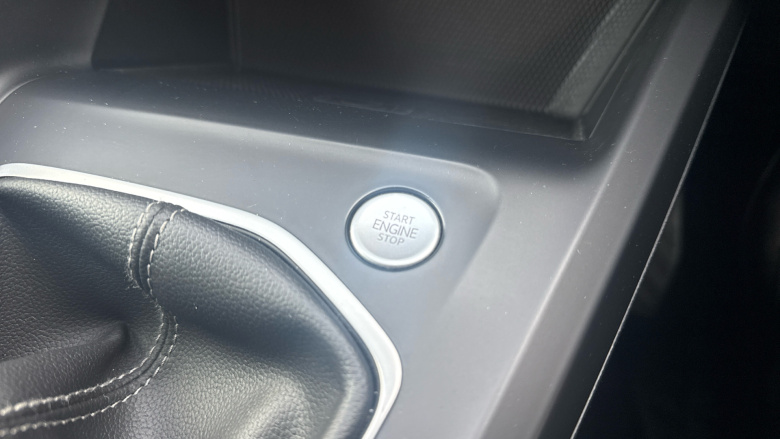 Volkswagen Golf 1.5 TSI 150 R-Line 5dr Petrol Hatchback